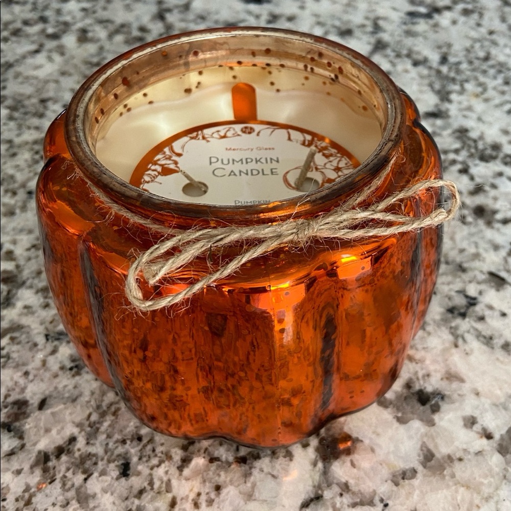 HUNTINGTON HOME PUMPKIN CANDLE PUMPKIN TOFFEE 16.9 OZ MERCURY GLASS JAR - NEW